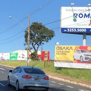 913  AV NICOMEDES A. SANTOS    FACE /cidade   SENTIDO / udia shopping  ao lado do pão de açucar  frente ao posto  BAIRRO / Morada da colina